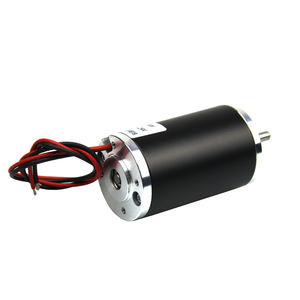 NEMA 56C Çift Bilyalı Rulman PMDC Elektrikli Fırça Fırçasız DC Motor Özelleştirilmiş